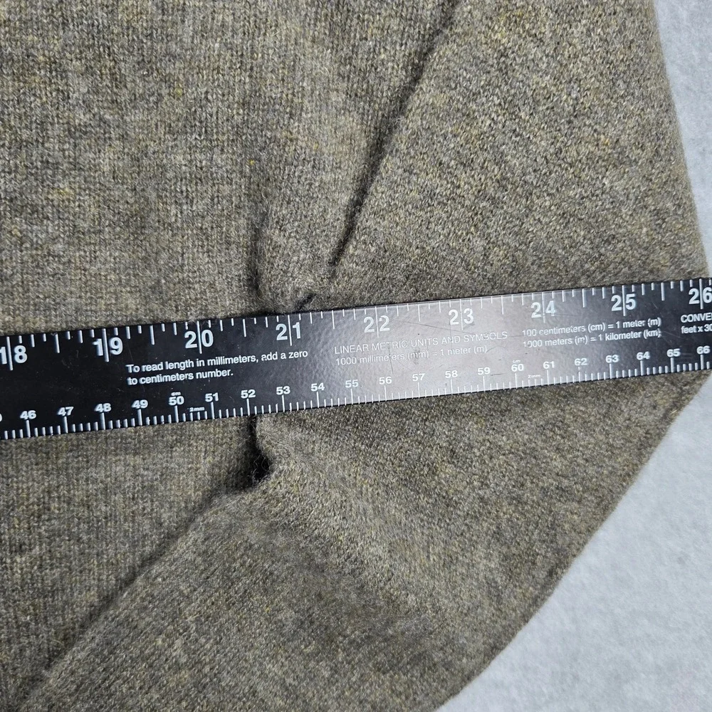 Naked Cashmere Sweater Womens Medium Olive Green 100% Cashmere V-Neck Oversized - Picture 5 of 7